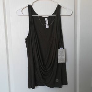 Versatile workout top